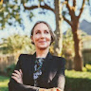 Meet your Posher, Caitlin